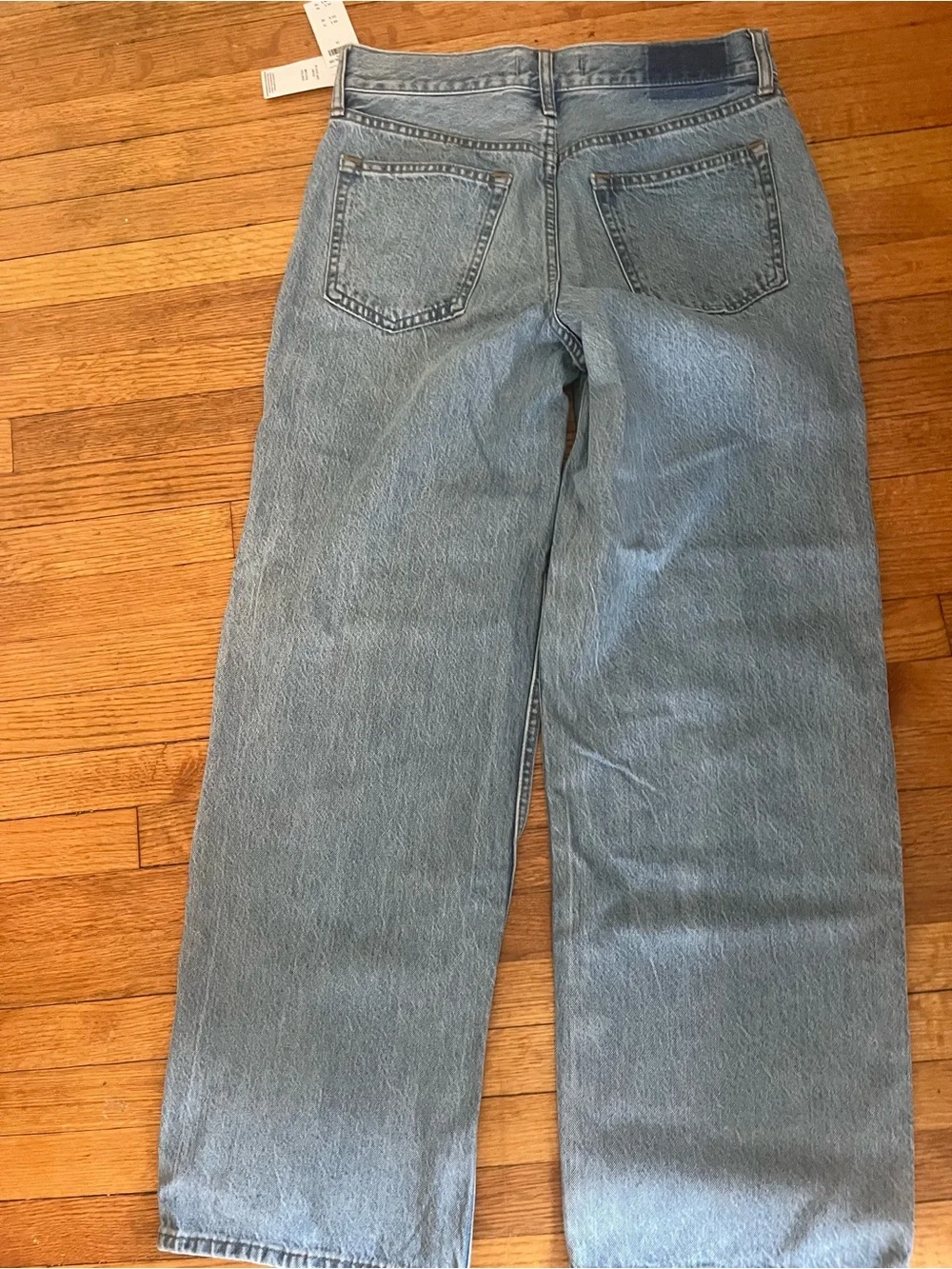 Abercrombie & Fitch Low Rise Ultra Loose Jeans – Size 25 – NWT - Picture 2 of 6